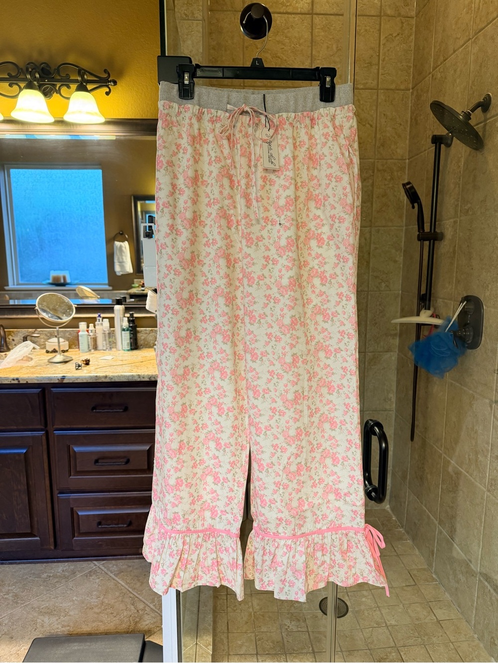NWT Peach Tree California Pink Rosette Lounge Set - 2 Pieces - Picture 6 of 14